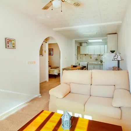 Holiday home Gorgeous In With Kitchen Torrevieja